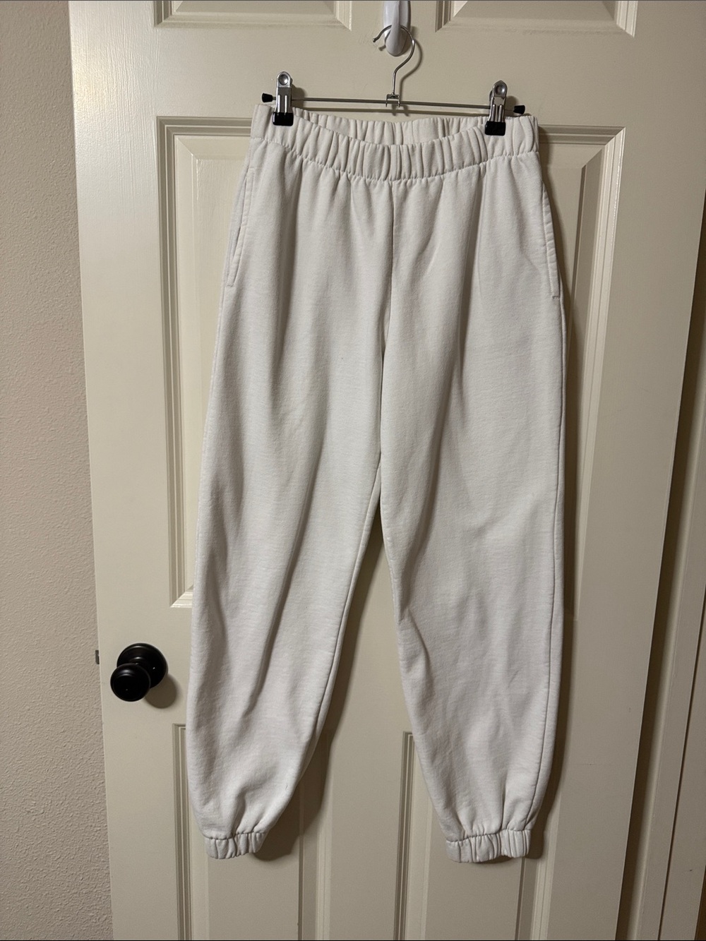 Brandy Melville White Elastic Waist Jogger Pants